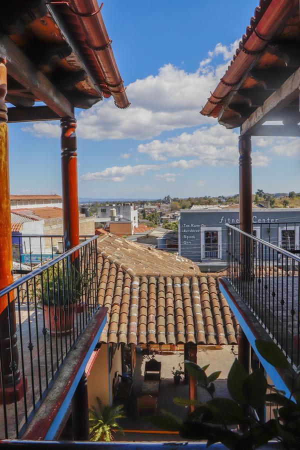 Mesón De Los Ángeles Comitan de Dominguez Exterior foto